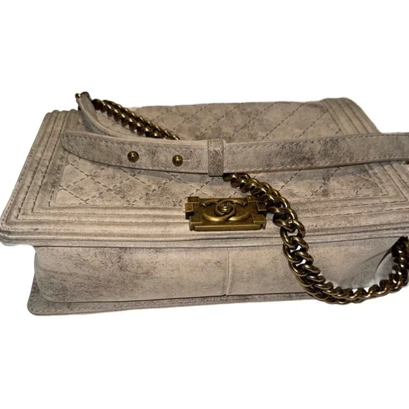 Chanel Large Boy Bag Quilted Suede Beige‎ with Antique Gold Hardware NWOT - Picture 11 of 15